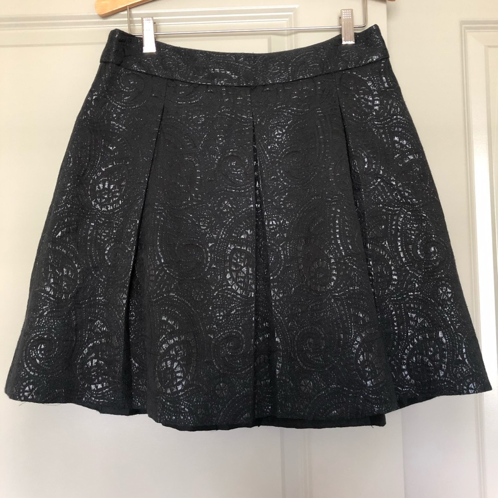 Banana Republic box pleat paisley jacquard skirt
